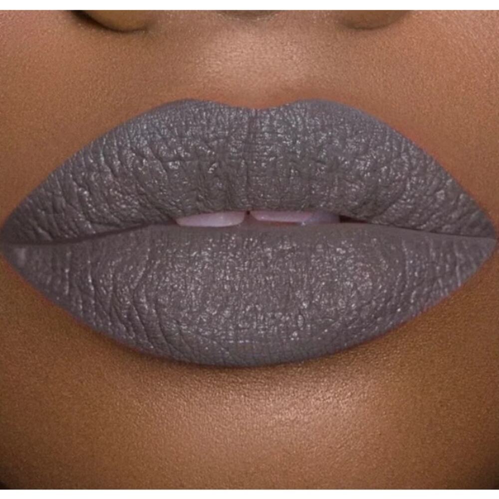 Jeffree Star Velvet Trap Grave Digger Gray Grey Matte Lipstick New In Box